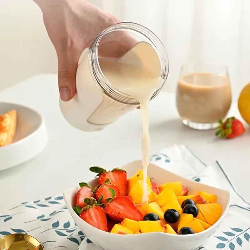 Portable Electric Protein Shaker Cup for Milk Powder Mixing Automatic Blender Travel Essential Outdoor Sports Accessory